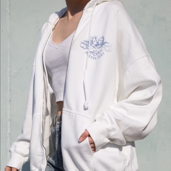 Brandy Melville Tops - brandy melville sweatshirt